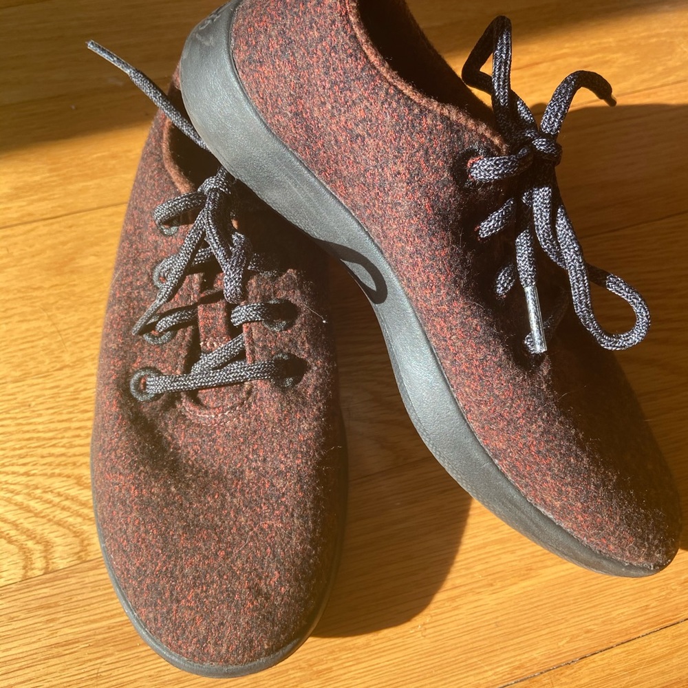 Allbirds wool runners size 6
